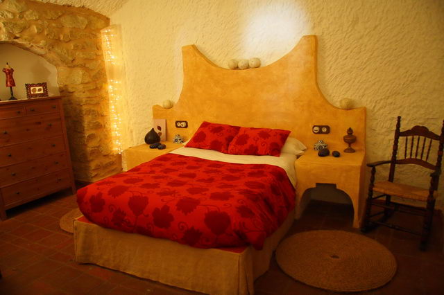 Cuevas Almagruz