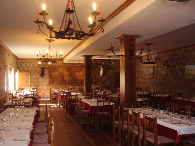 ROPINO - Casa Rural - Hotel En Candeleda - El Raso