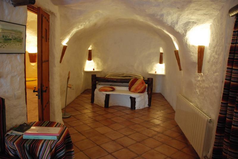 Cueva Naranja