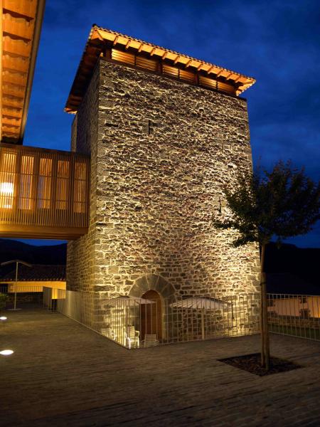 Hotel Rural Torre De Uriz