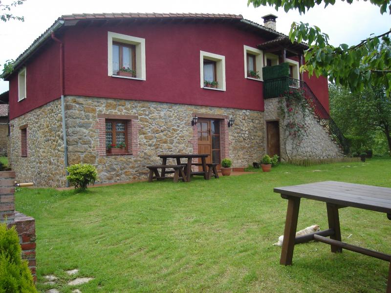 Casa De Aldea El Jondrigu