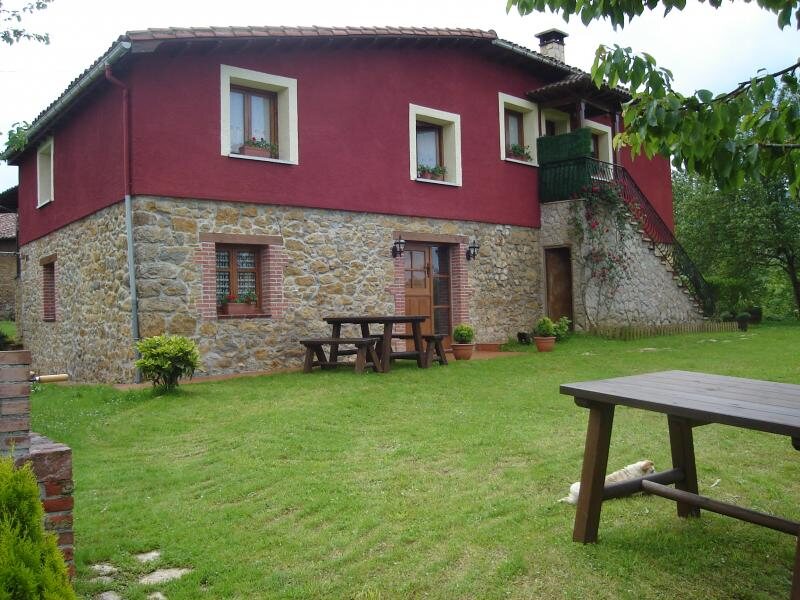 Casa De Aldea El Jondrigu