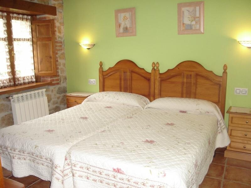 Casa De Aldea El Jondrigu