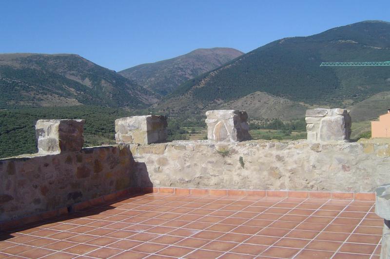 Castillo De Añón