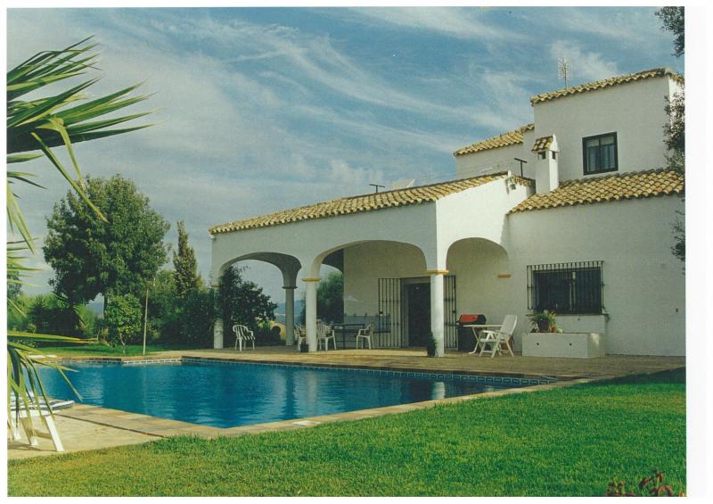 Cortijo Sierra Y Lago