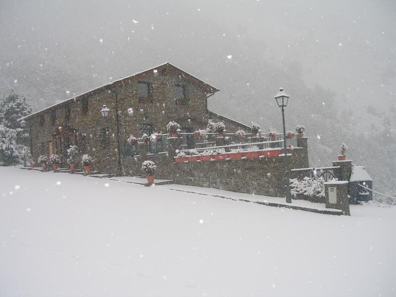 Hotel Parador De Canolich