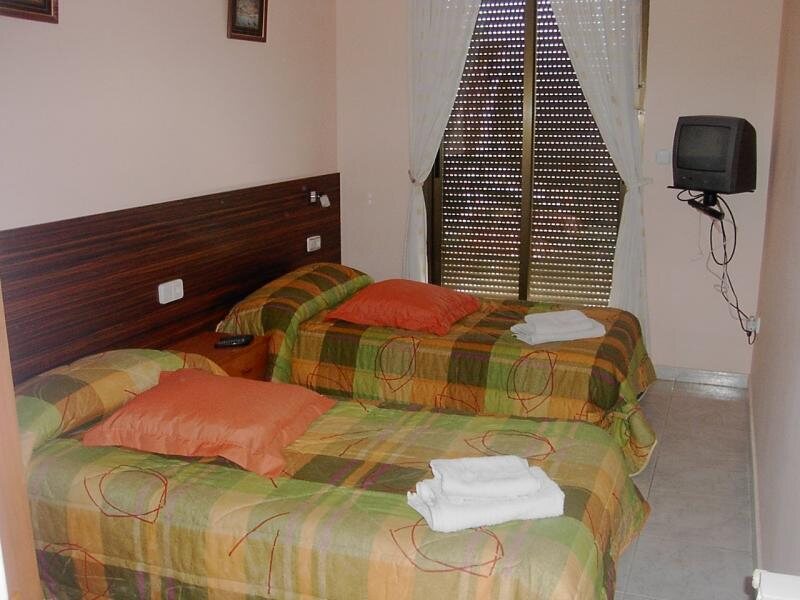 Hostal Apartamentos Escarla