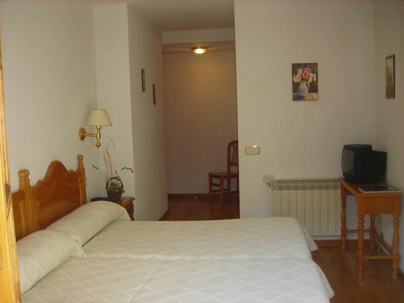 Hotel Cinco Castaños