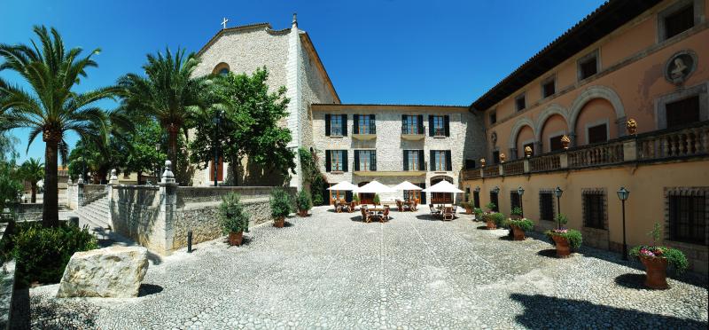 Cas Comte Petit Hotel & Spa
