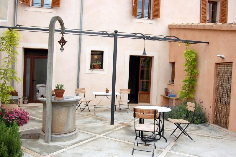 Hotel De La Vila