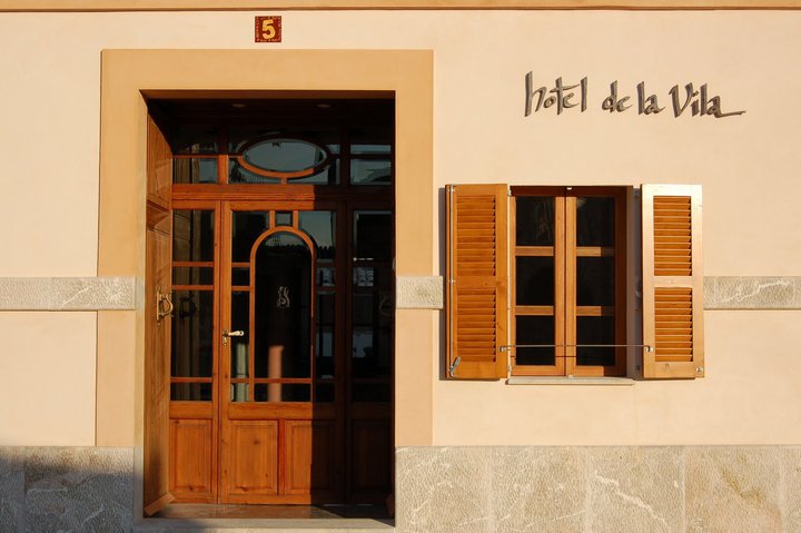 Hotel De La Vila