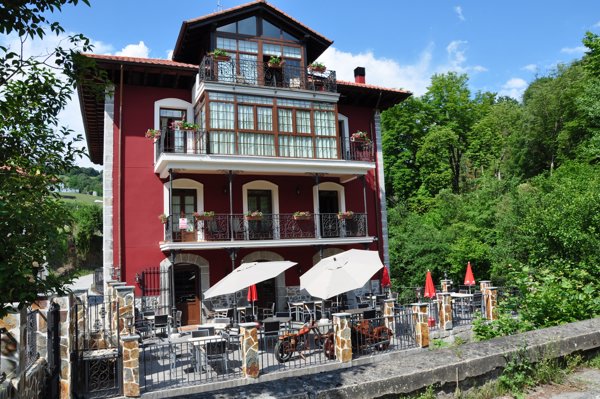 La Casa Del Puente