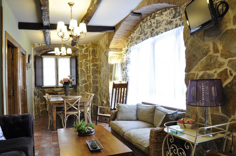 La Casa Del Puente