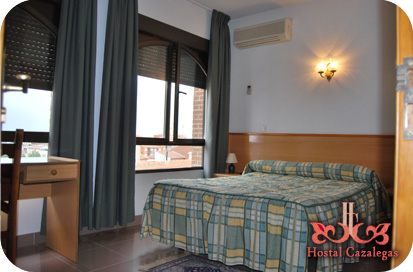 Hostal Cazalegas