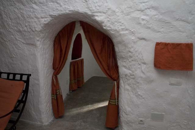 Cuevas Tiana