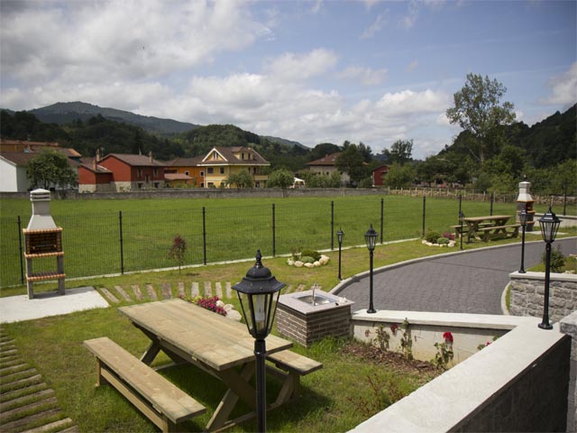 Apartamentos Rurales La Viña