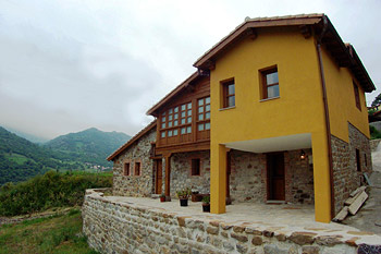 Casa D´Abajo