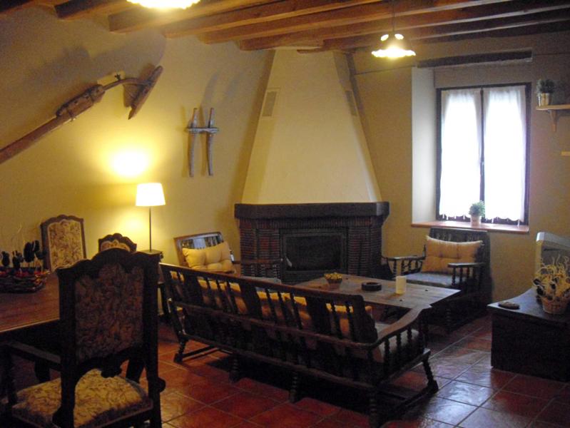 El Hogar de Encinas II