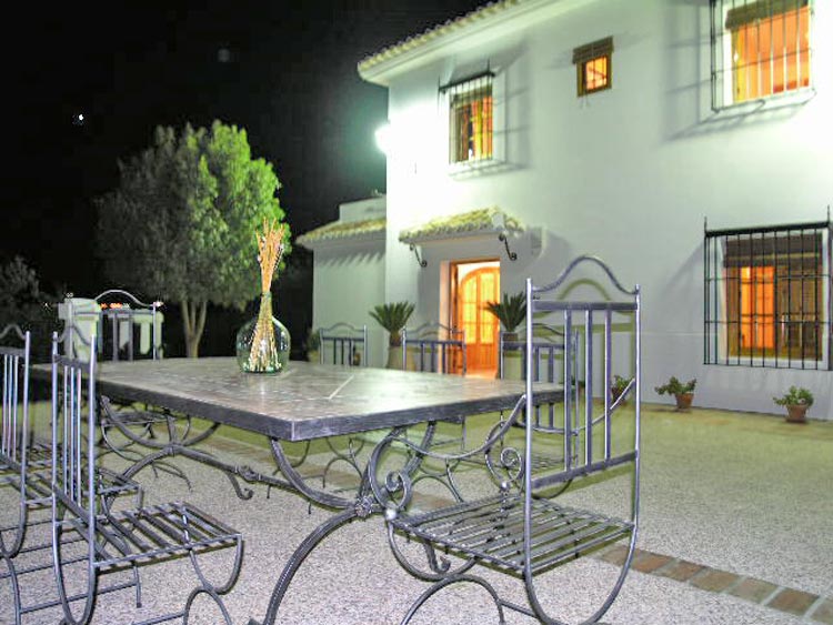Casa De La Higuera
