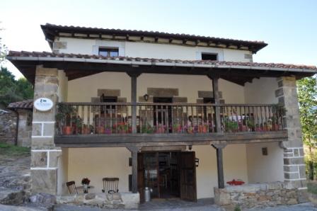 Posada La Almadreña