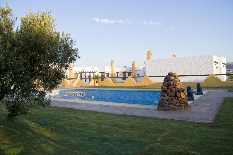 OLIVARES