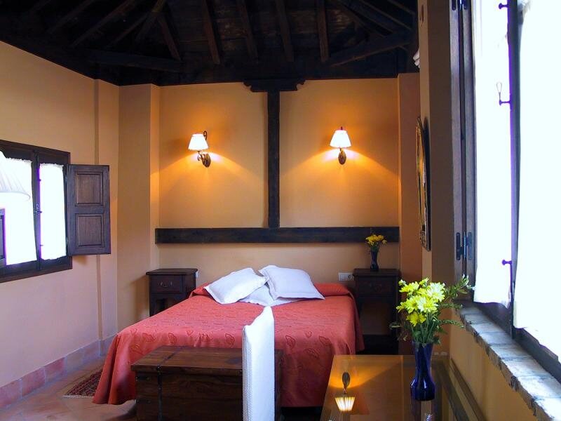 Casa Del Capitel Nazarí