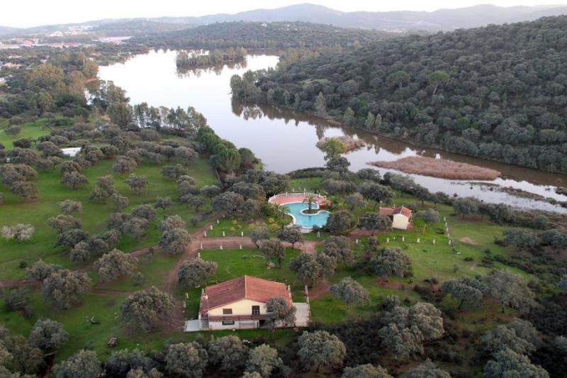 Casa Rural Hacienda El Lago