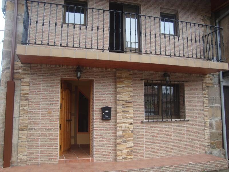 Santa Olalla De Molledo