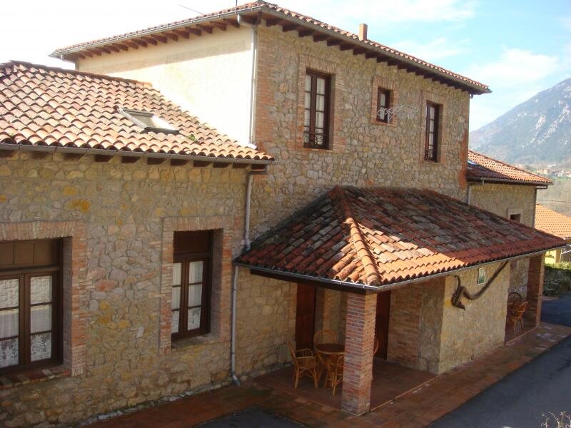 Apartamentos Rurales La Escuela