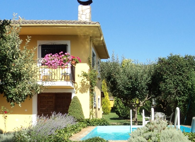 La Casa Amarilla