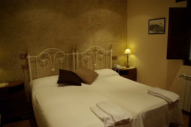 Apartamentos Antigua Escuela de Alesga