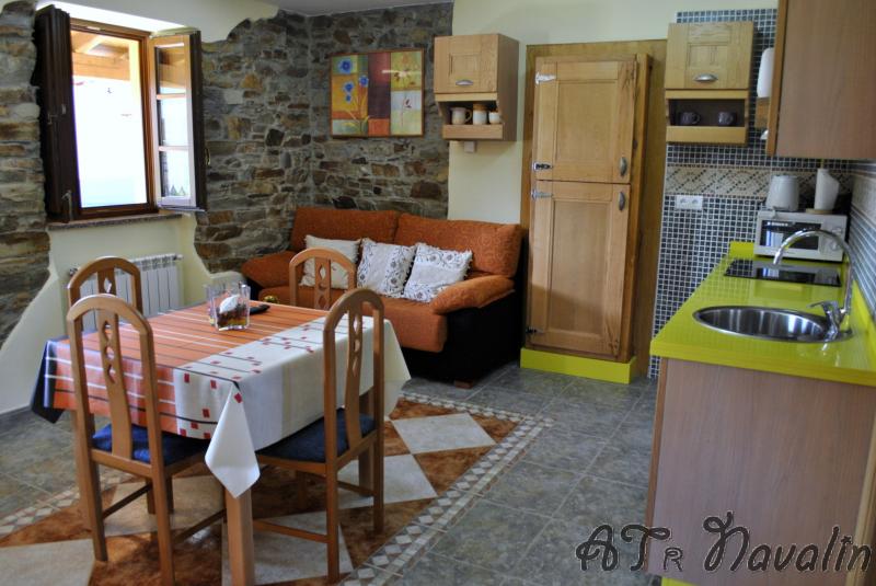 Apartamentos Rurales Navalín