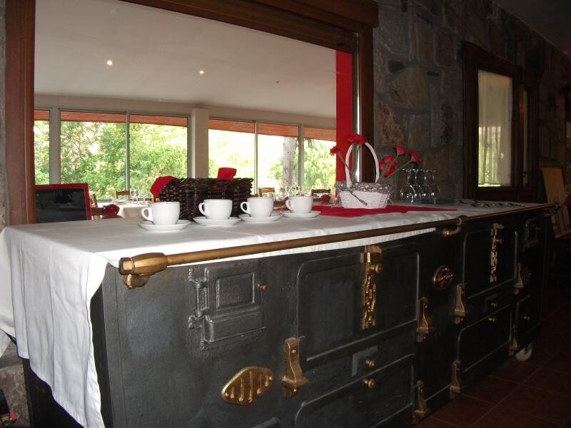 Hotel Yellow Wood
