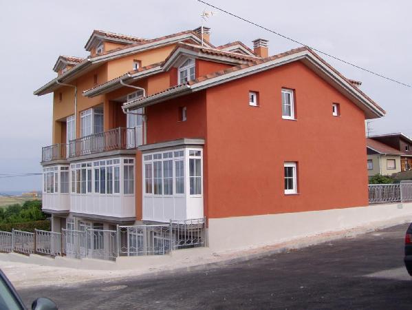Apartamentos Bañugues
