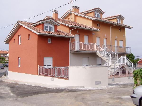Apartamentos Bañugues