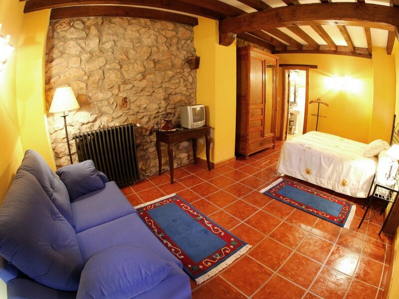 Posada rural El Trenti de Corona