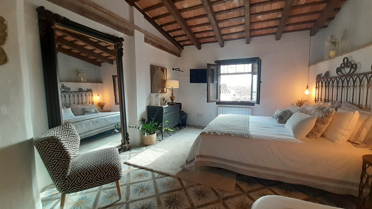 ETERNAL RURAL. Casa Rural Romántica