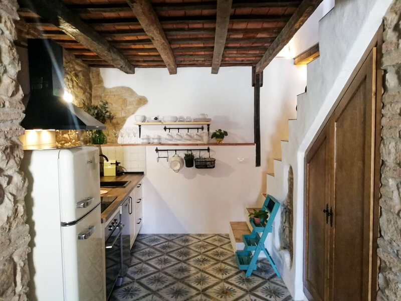 ETERNAL RURAL. Casa Rural Romántica