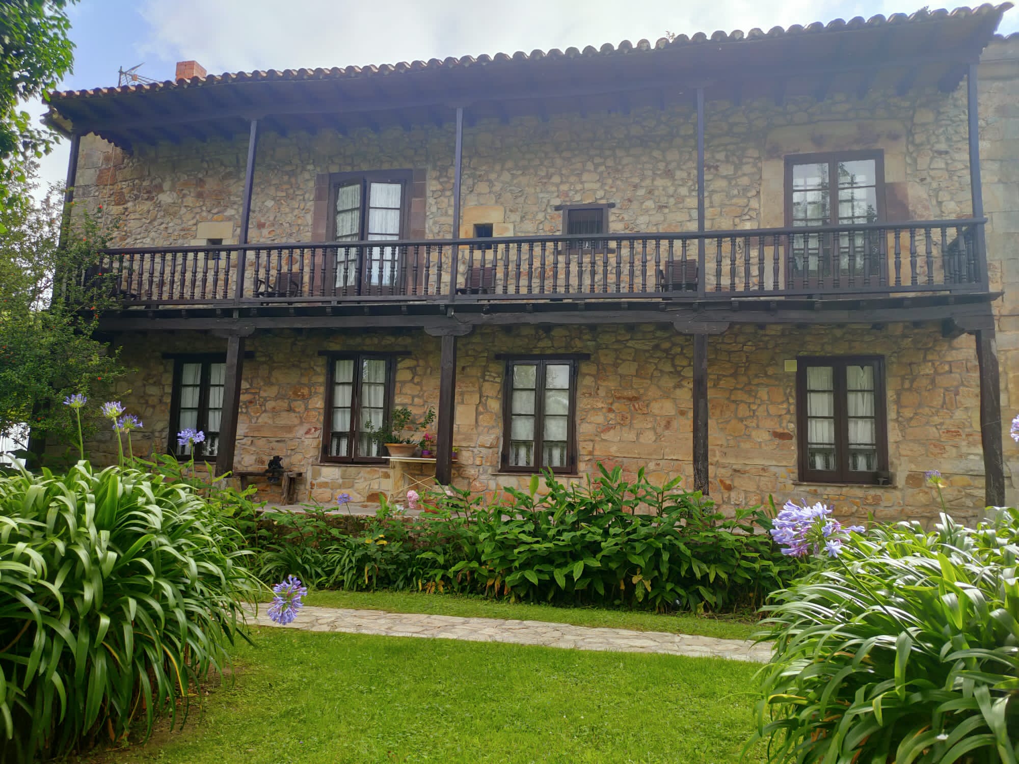 Hotel Casona Dos Lagos
