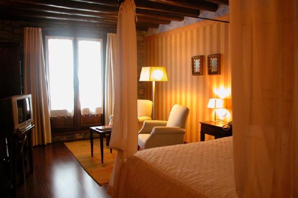 Hotel Los Arcos